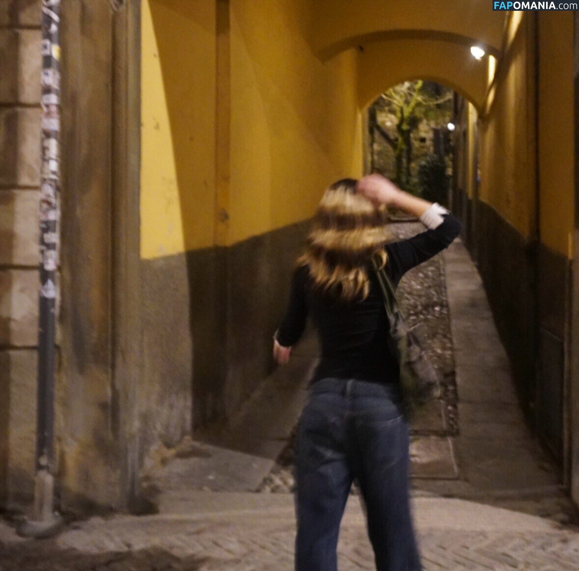 Alysa Liu / AlysaLiu / alysaxliu / https: Çıplak OnlyFans  Sızdırılmış Fotoğraf #1