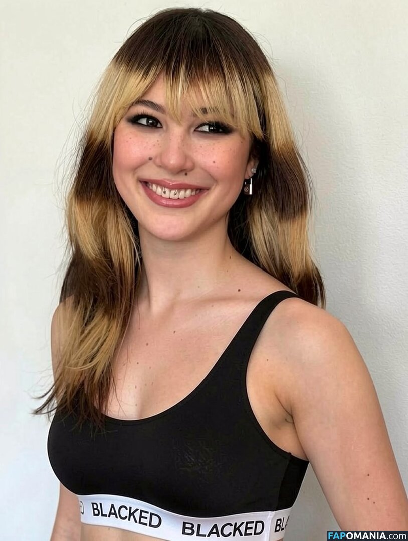 Alysa Liu / AlysaLiu / alysaxliu / https: Çıplak OnlyFans  Sızdırılmış Fotoğraf #18