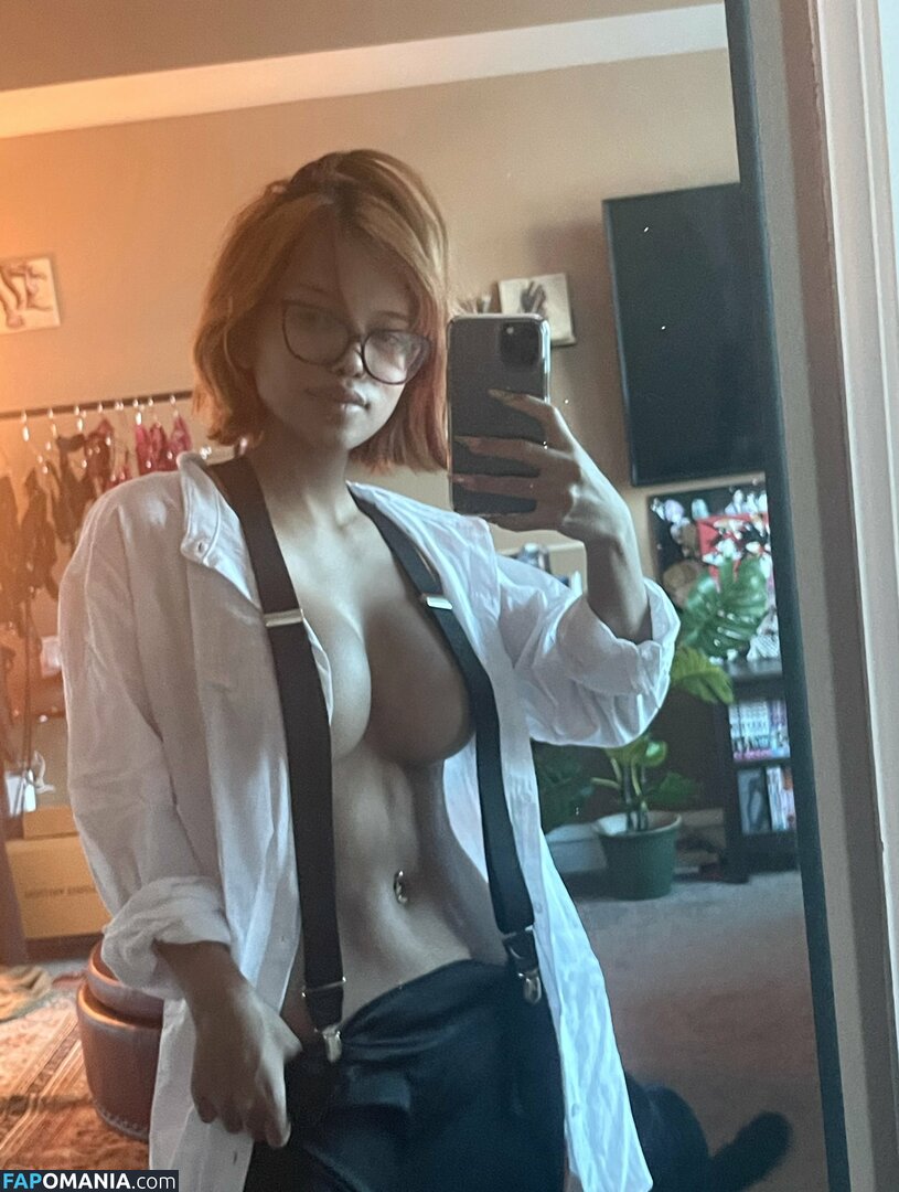 Alyssa Silos / Alythuh Çıplak OnlyFans  Sızdırılmış Fotoğraf #1