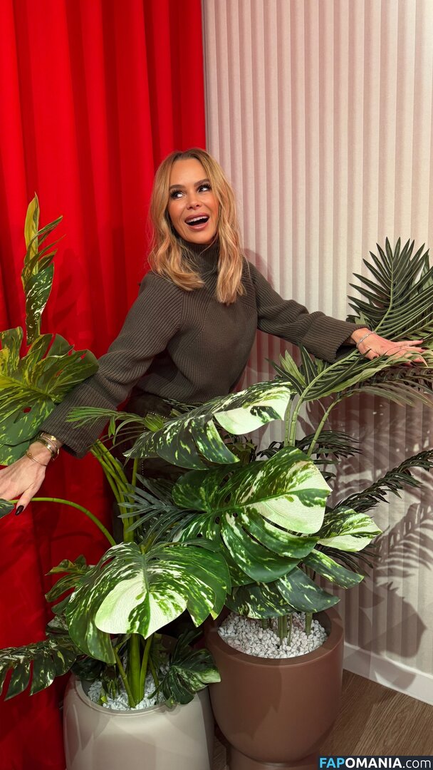 Amanda Holden / noholdenback Çıplak OnlyFans  Sızdırılmış Fotoğraf #1899