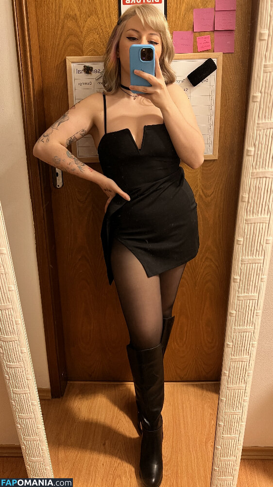 Ammyzitta / Amy Roviller / ammyxx Çıplak OnlyFans  Sızdırılmış Fotoğraf #4