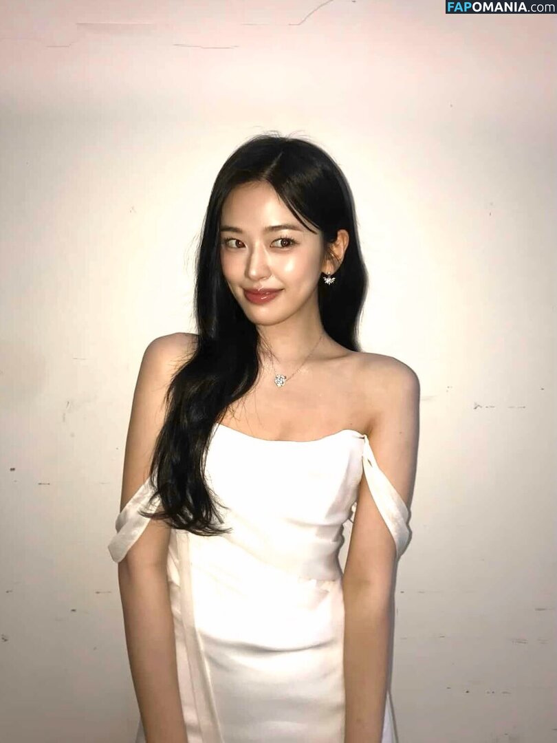 An IVE / An Yujin 안유진 | / _yujin_an Çıplak OnlyFans  Sızdırılmış Fotoğraf #29