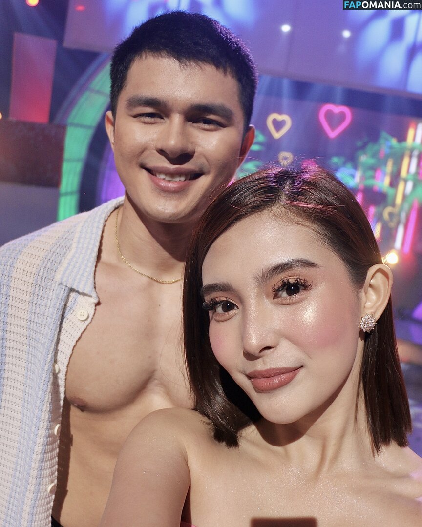 Analyn Barro Çıplak OnlyFans  Sızdırılmış Fotoğraf #1