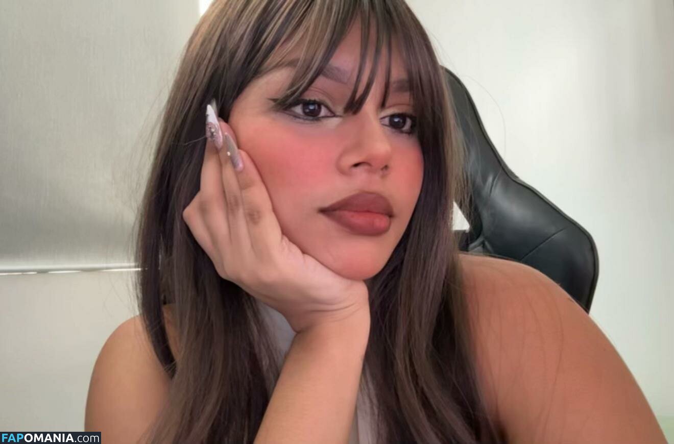 Angiela Zapata Leal / talktomellea Çıplak OnlyFans  Sızdırılmış Fotoğraf #9