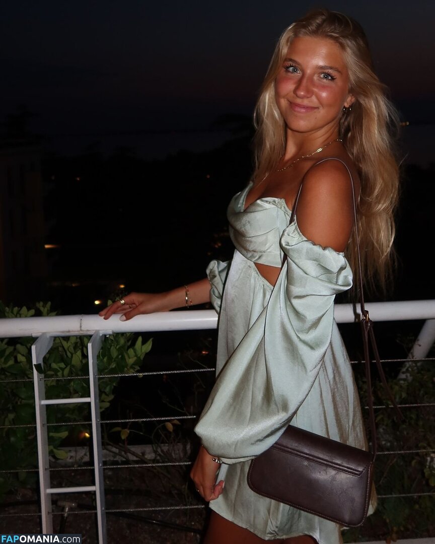 Aniela Leon / anielaleon Çıplak OnlyFans  Sızdırılmış Fotoğraf #14