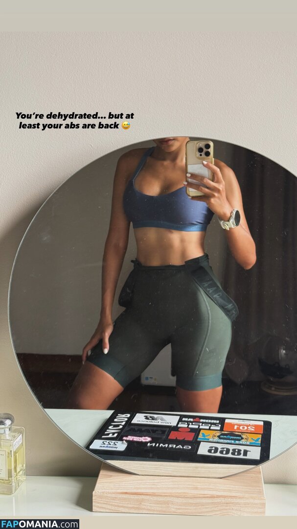 Ann Pow / https: Çıplak OnlyFans  Sızdırılmış Fotoğraf #1