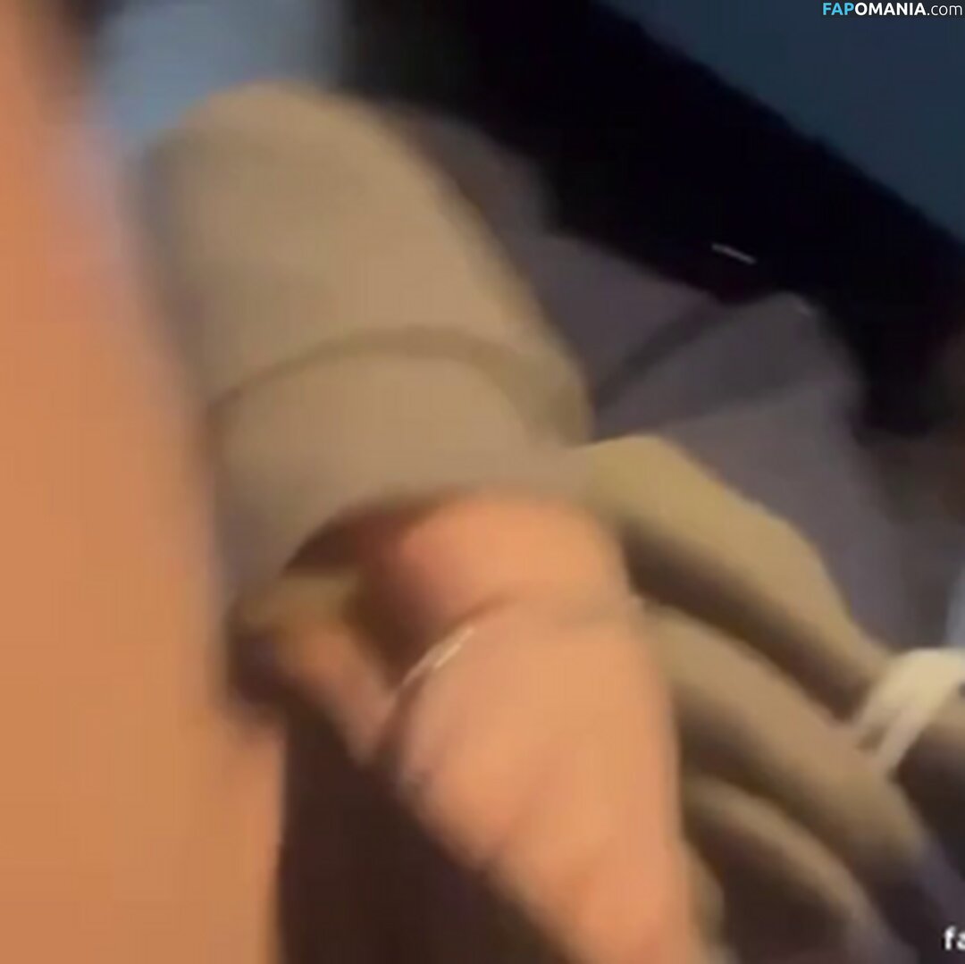 Annaloredanabron Çıplak OnlyFans  Sızdırılmış Fotoğraf #1