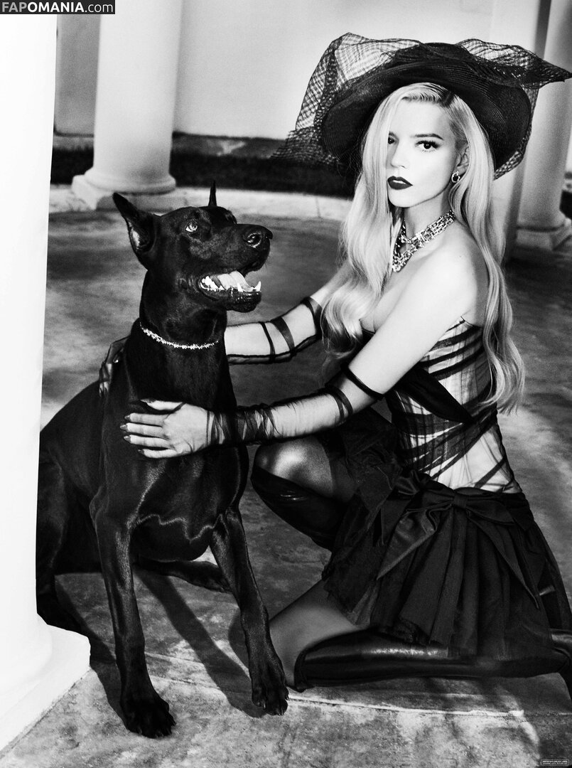 Anya Taylor-Joy / anyataylorjoy / taylorjoyvip Çıplak OnlyFans  Sızdırılmış Fotoğraf #2131