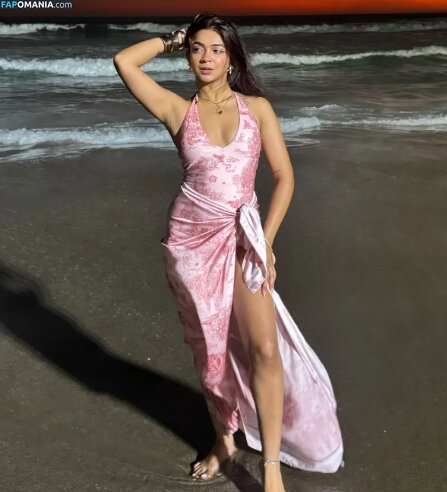 Apoorva Mukhija / the.rebel.kid Çıplak OnlyFans  Sızdırılmış Fotoğraf #1