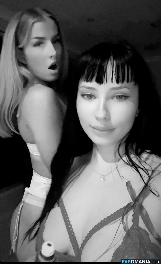 Aprilxo / _oshagracee_ Çıplak OnlyFans  Sızdırılmış Fotoğraf #5