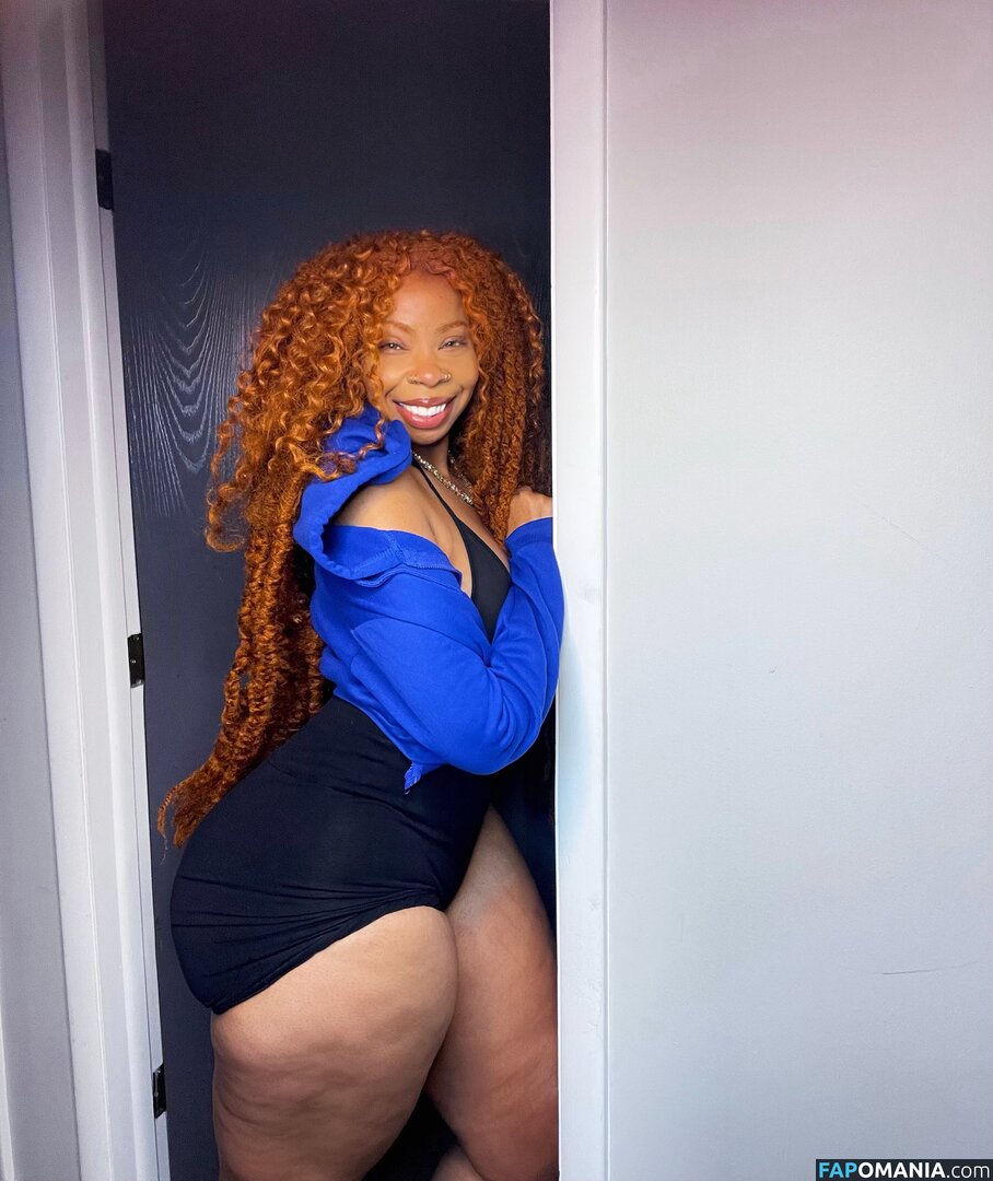 Aria Artizte / Ariaartizte / ariaxxxx Çıplak OnlyFans  Sızdırılmış Fotoğraf #4