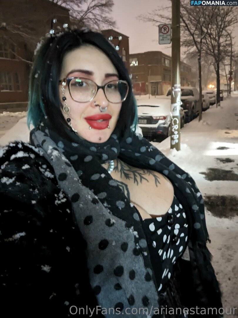 Ariane Saint Amour / ariane_st.amour / arianestamour Çıplak OnlyFans  Sızdırılmış Fotoğraf #6