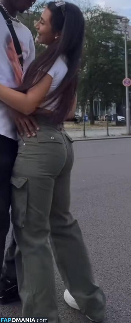 Asaliraniii Çıplak OnlyFans  Sızdırılmış Fotoğraf #9