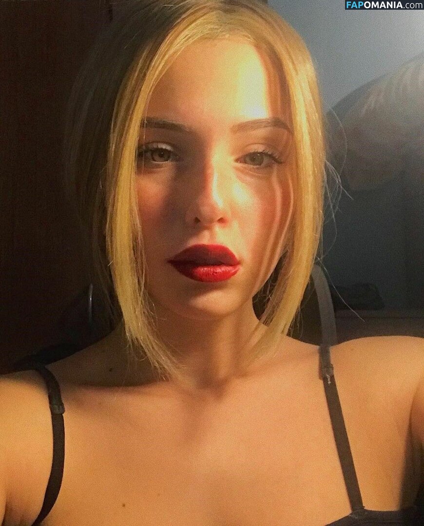 Asia B. Çıplak OnlyFans  Sızdırılmış Fotoğraf #2