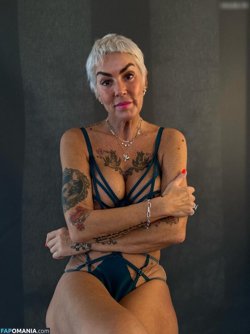 Astrid Zeegen Holt / astridiwantyouinmylife Çıplak OnlyFans  Sızdırılmış Fotoğraf #6