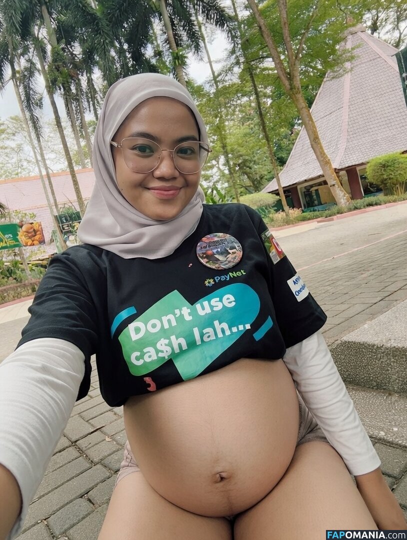 Asyura Nazli / Sukma Asyura Nazli Çıplak OnlyFans  Sızdırılmış Fotoğraf #6
