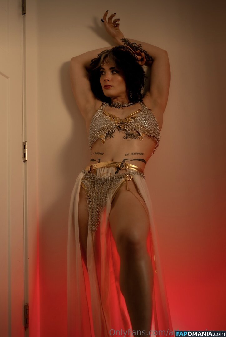 Athena Grimes / athena.cos / pinkemilki Çıplak OnlyFans  Sızdırılmış Fotoğraf #11