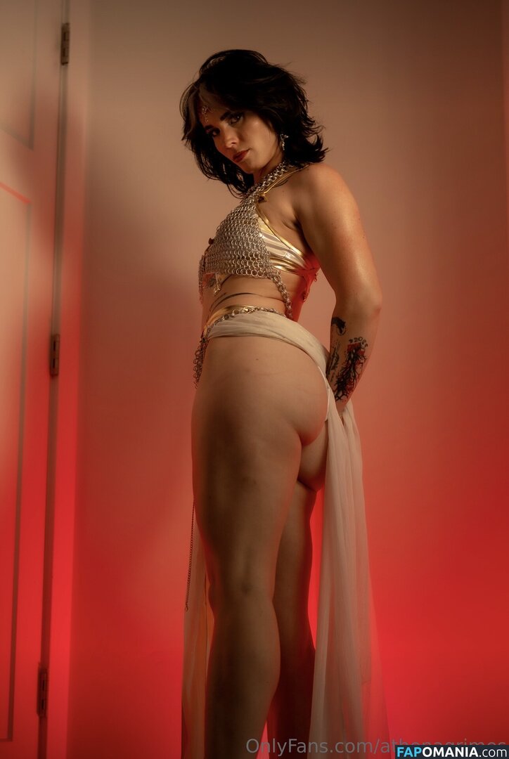 Athena Grimes / athena.cos / pinkemilki Çıplak OnlyFans  Sızdırılmış Fotoğraf #17