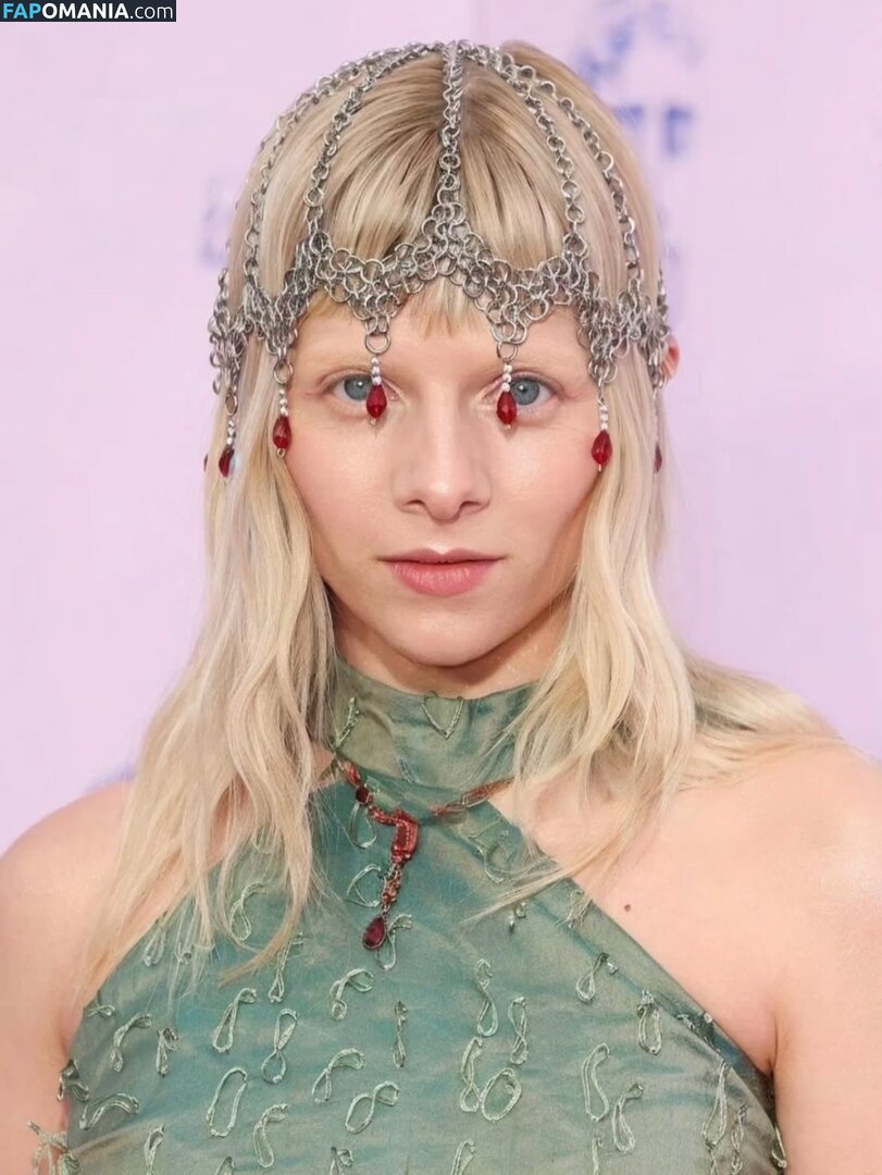 Aurora Aksnes / auroramusic / singer Çıplak OnlyFans  Sızdırılmış Fotoğraf #266