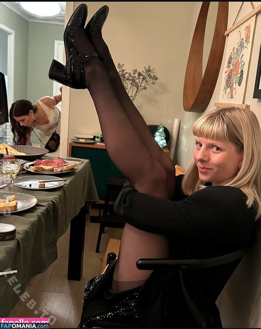 Aurora Aksnes / auroramusic / singer Çıplak OnlyFans  Sızdırılmış Fotoğraf #271