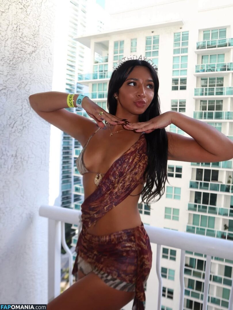 avaasanto / lifes.a.party.sorry.mom Çıplak OnlyFans  Sızdırılmış Fotoğraf #16