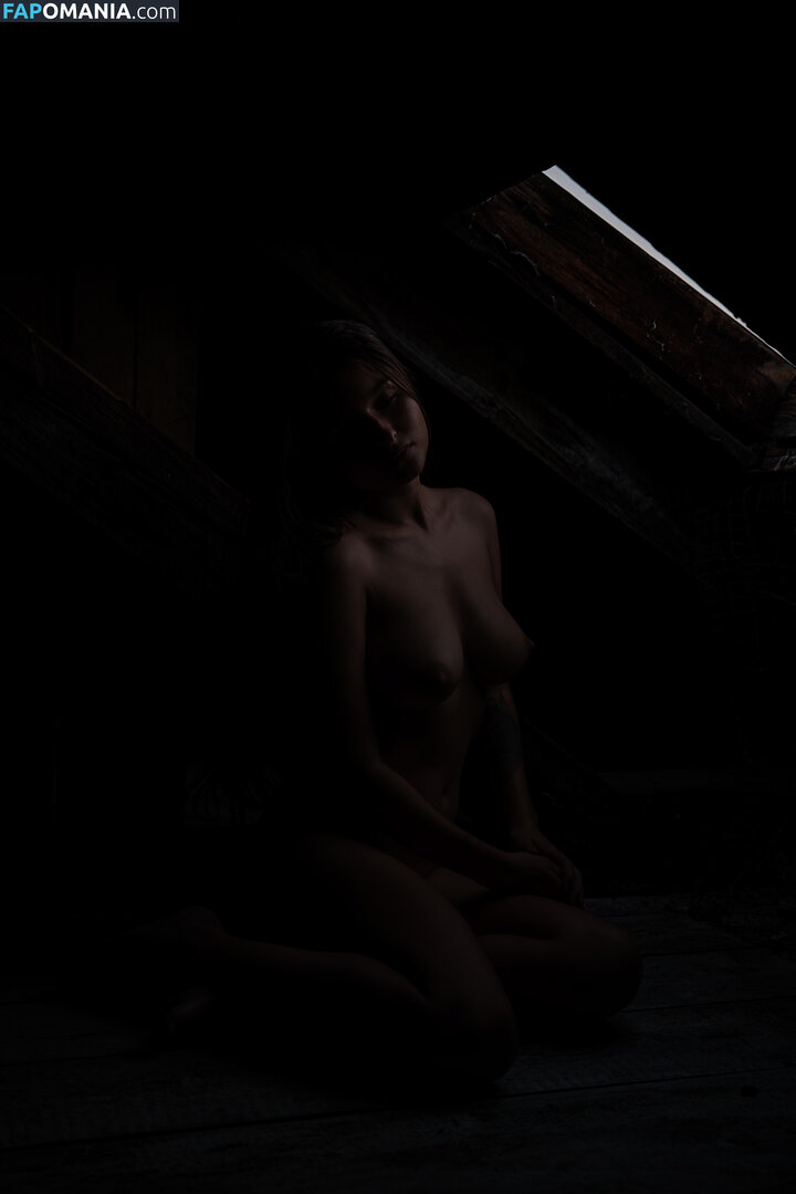 Avrelia Amaris / avreliee Çıplak OnlyFans  Sızdırılmış Fotoğraf #18