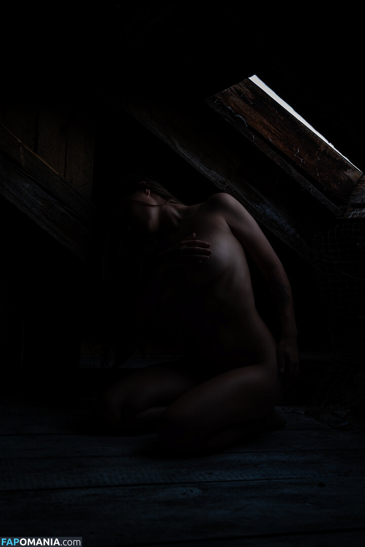 Avrelia Amaris / avreliee Çıplak OnlyFans  Sızdırılmış Fotoğraf #24