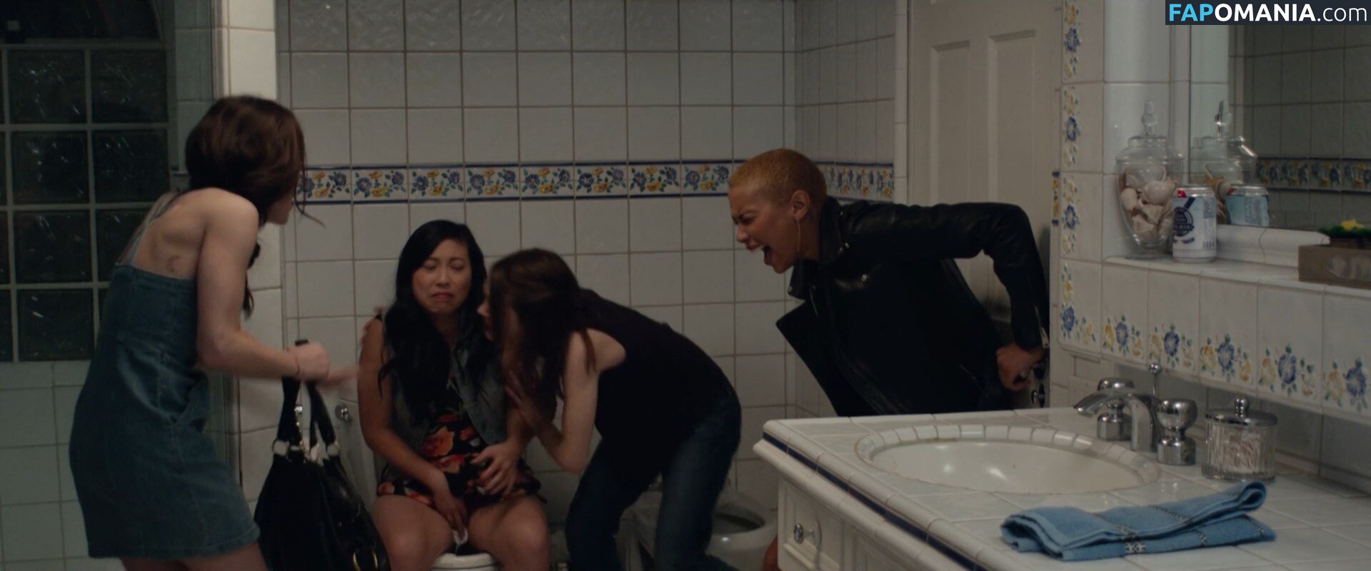 Awkwafina Çıplak OnlyFans  Sızdırılmış Fotoğraf #7