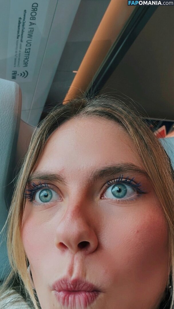 Axelle Maga / axelle.maga Çıplak OnlyFans  Sızdırılmış Fotoğraf #6
