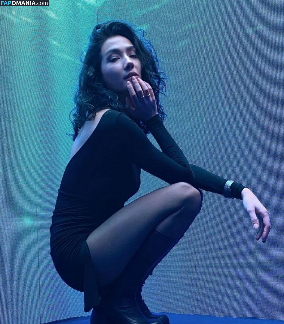 Aybüke Pusat / aybukepusat Çıplak OnlyFans  Sızdırılmış Fotoğraf #1