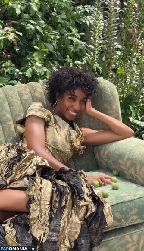 Ayo Edebiri / ayoedebiri Çıplak OnlyFans  Sızdırılmış Fotoğraf #16