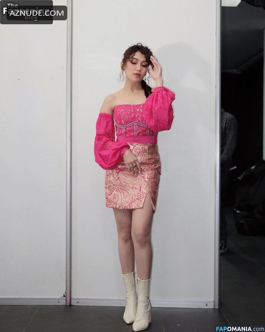 Ayu Tingting Çıplak OnlyFans  Sızdırılmış Fotoğraf #4