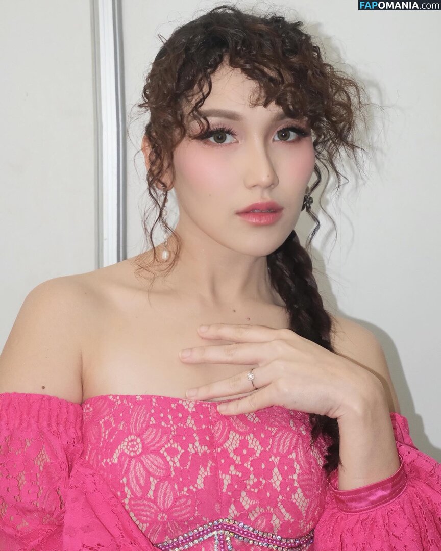 Ayu Tingting Çıplak OnlyFans  Sızdırılmış Fotoğraf #12