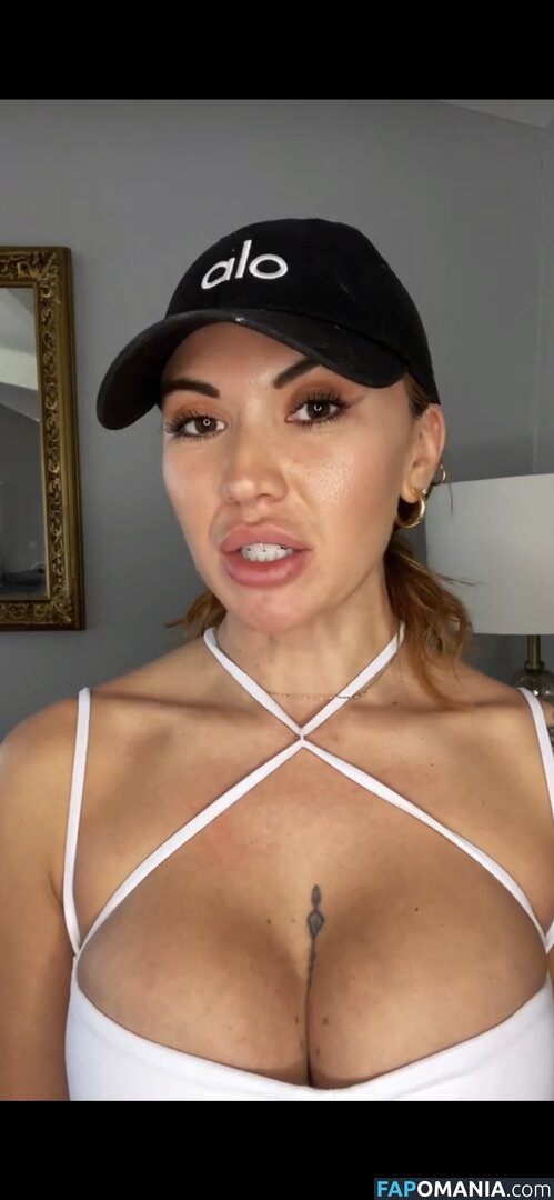 B00bs.and.bets Çıplak OnlyFans  Sızdırılmış Fotoğraf #1