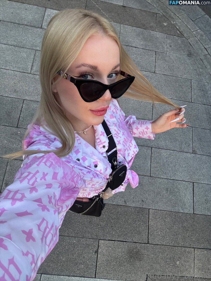baaby.bon / baby_bonn Çıplak OnlyFans  Sızdırılmış Fotoğraf #1