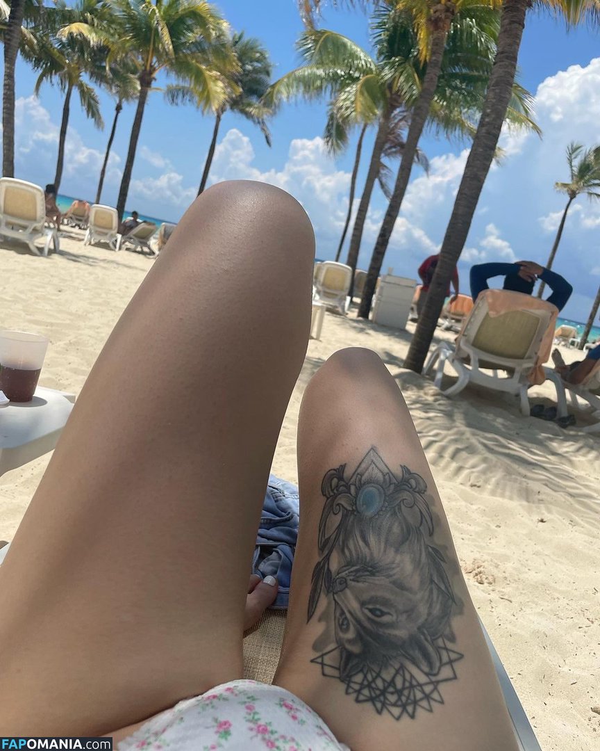 babykae / babykae24 / babykaex / kaebabyxo / love.baby.kae Çıplak OnlyFans  Sızdırılmış Fotoğraf #10