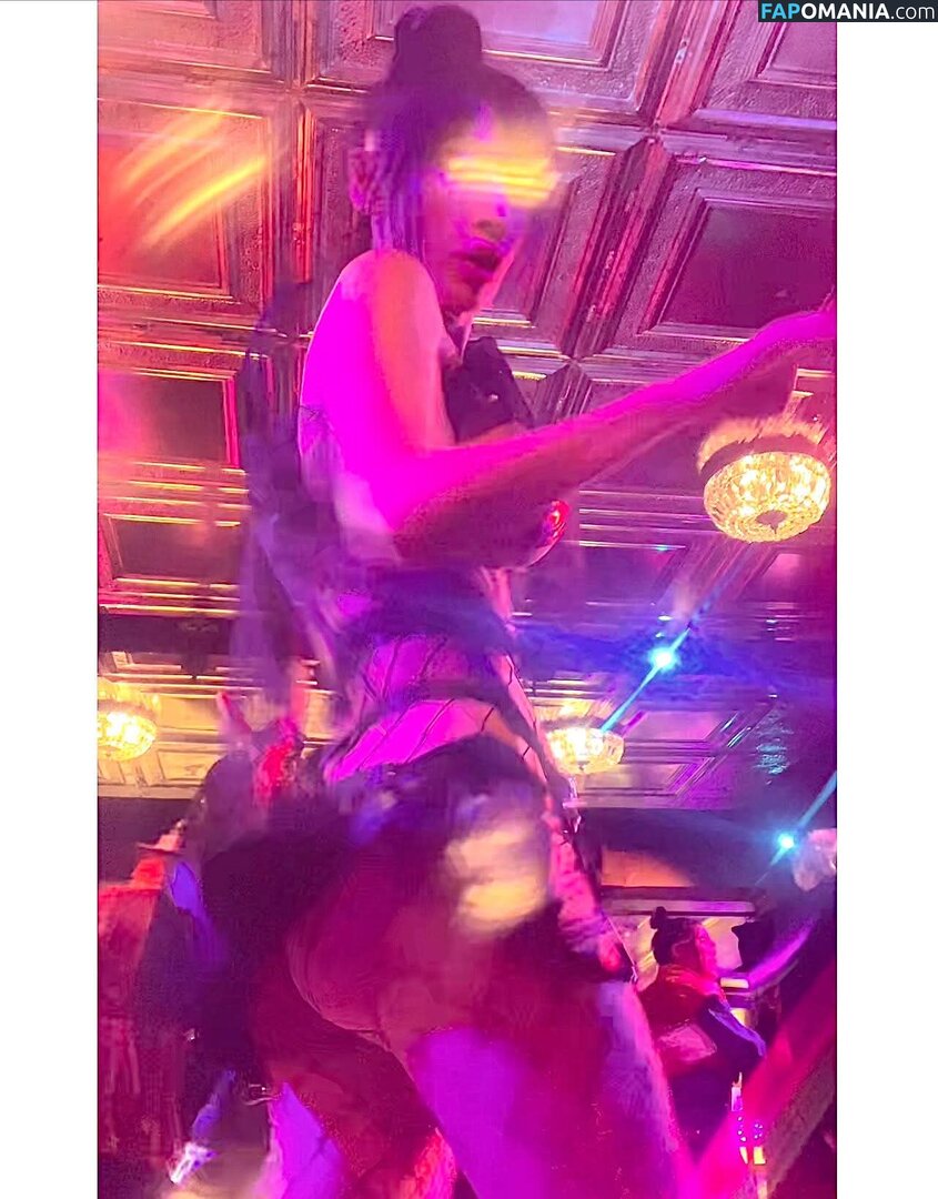 Bai Ling / iambailing Çıplak OnlyFans  Sızdırılmış Fotoğraf #645