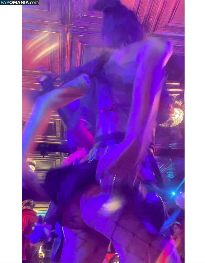 Bai Ling / iambailing Çıplak OnlyFans  Sızdırılmış Fotoğraf #656