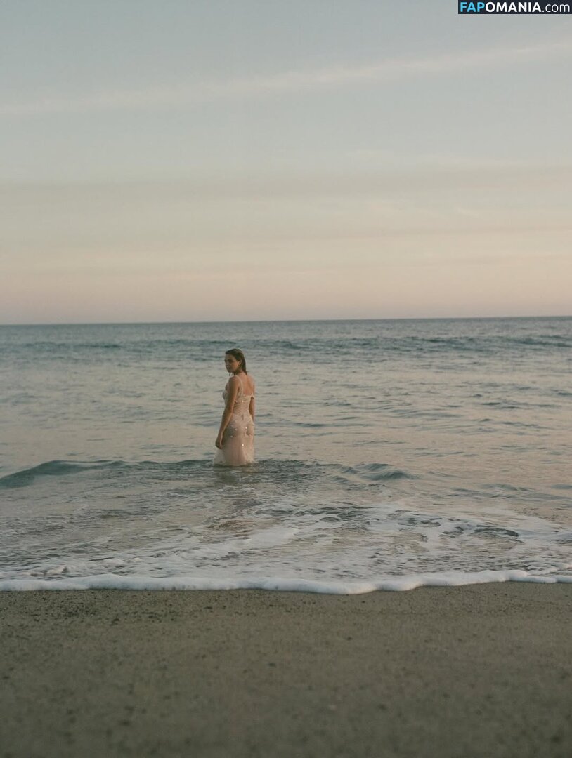 Bailee Madison / baileemadison / bailey_madis0n Çıplak OnlyFans  Sızdırılmış Fotoğraf #1