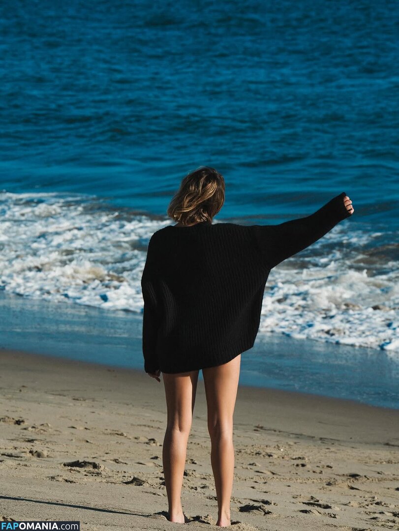 Bailee Madison / baileemadison / bailey_madis0n Çıplak OnlyFans  Sızdırılmış Fotoğraf #7