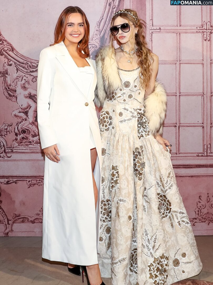 Bailee Madison / baileemadison / bailey_madis0n Çıplak OnlyFans  Sızdırılmış Fotoğraf #11