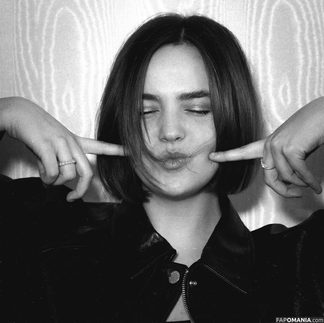 Bailee Madison / baileemadison / bailey_madis0n Çıplak OnlyFans  Sızdırılmış Fotoğraf #30