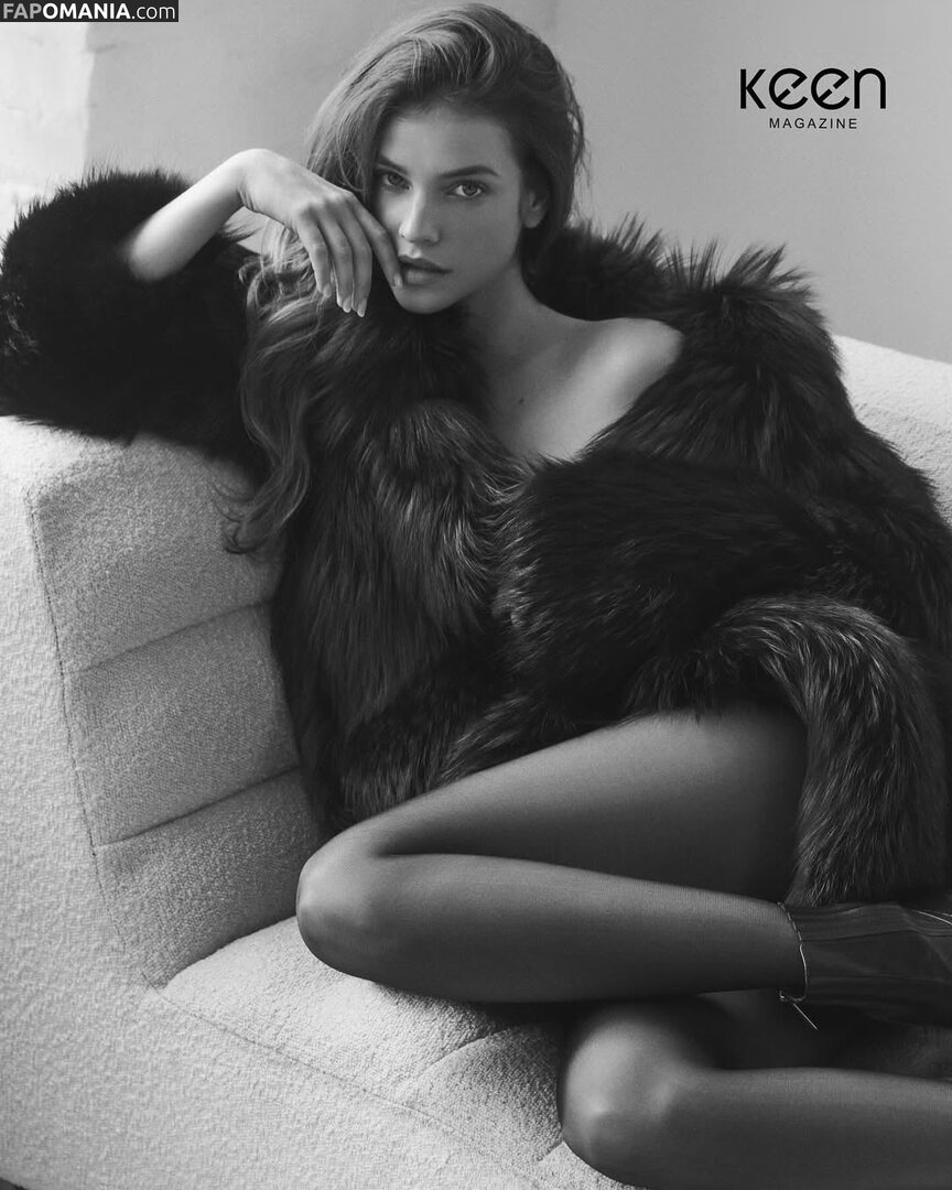 Barbara Palvin / realbarbarapalvin Çıplak OnlyFans  Sızdırılmış Fotoğraf #809