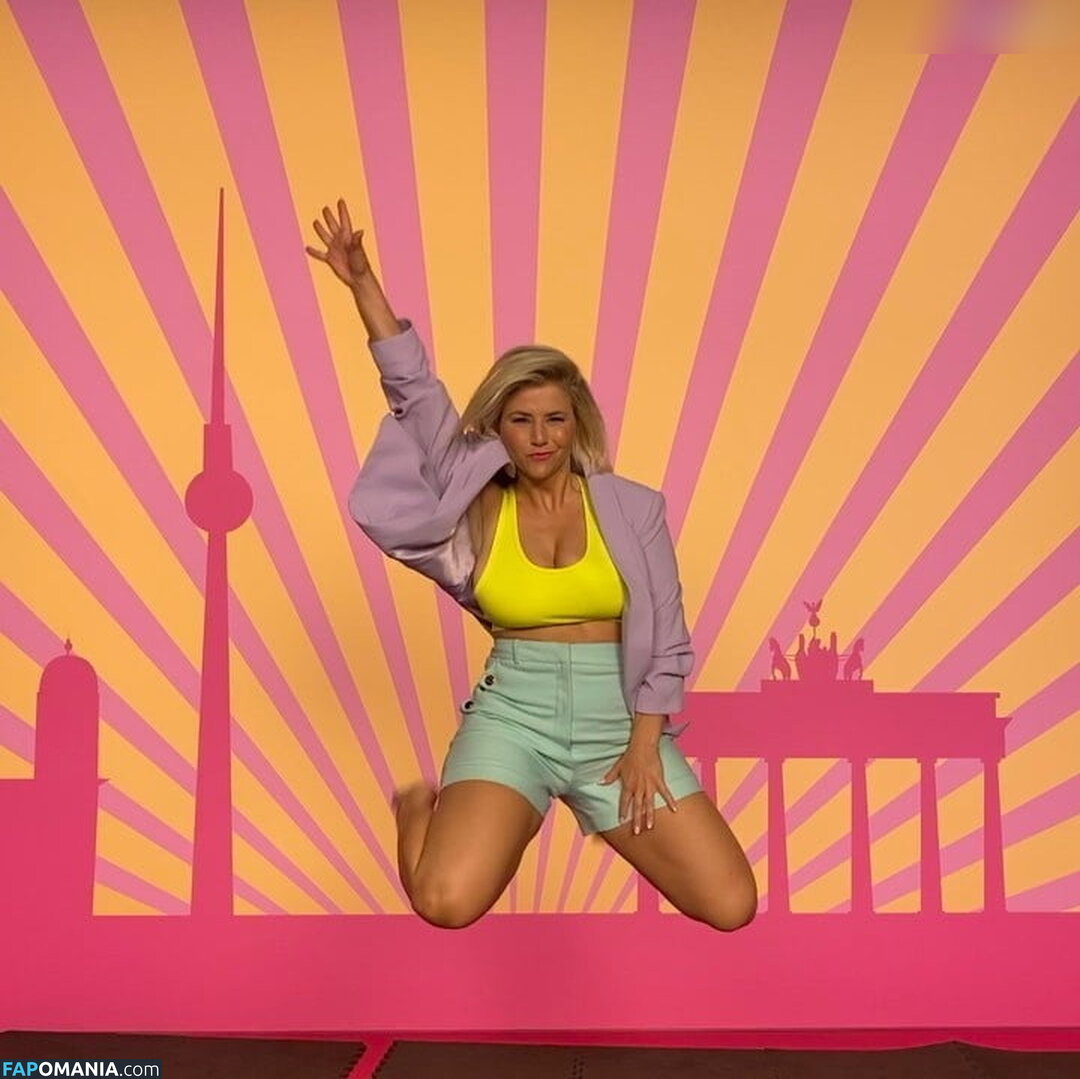 Beatrice Egli / beatrice_egli_offiziell Çıplak OnlyFans  Sızdırılmış Fotoğraf #48