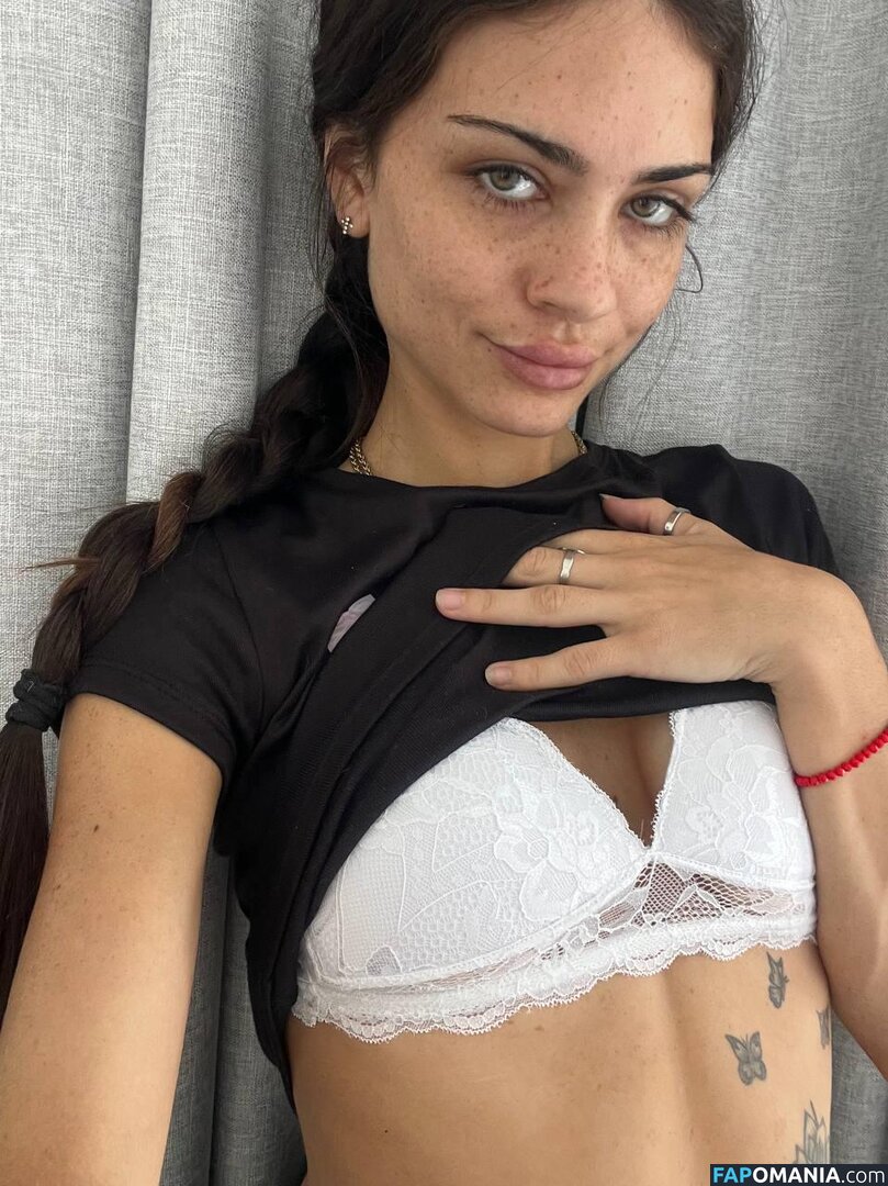 berraka Çıplak OnlyFans  Sızdırılmış Fotoğraf #10