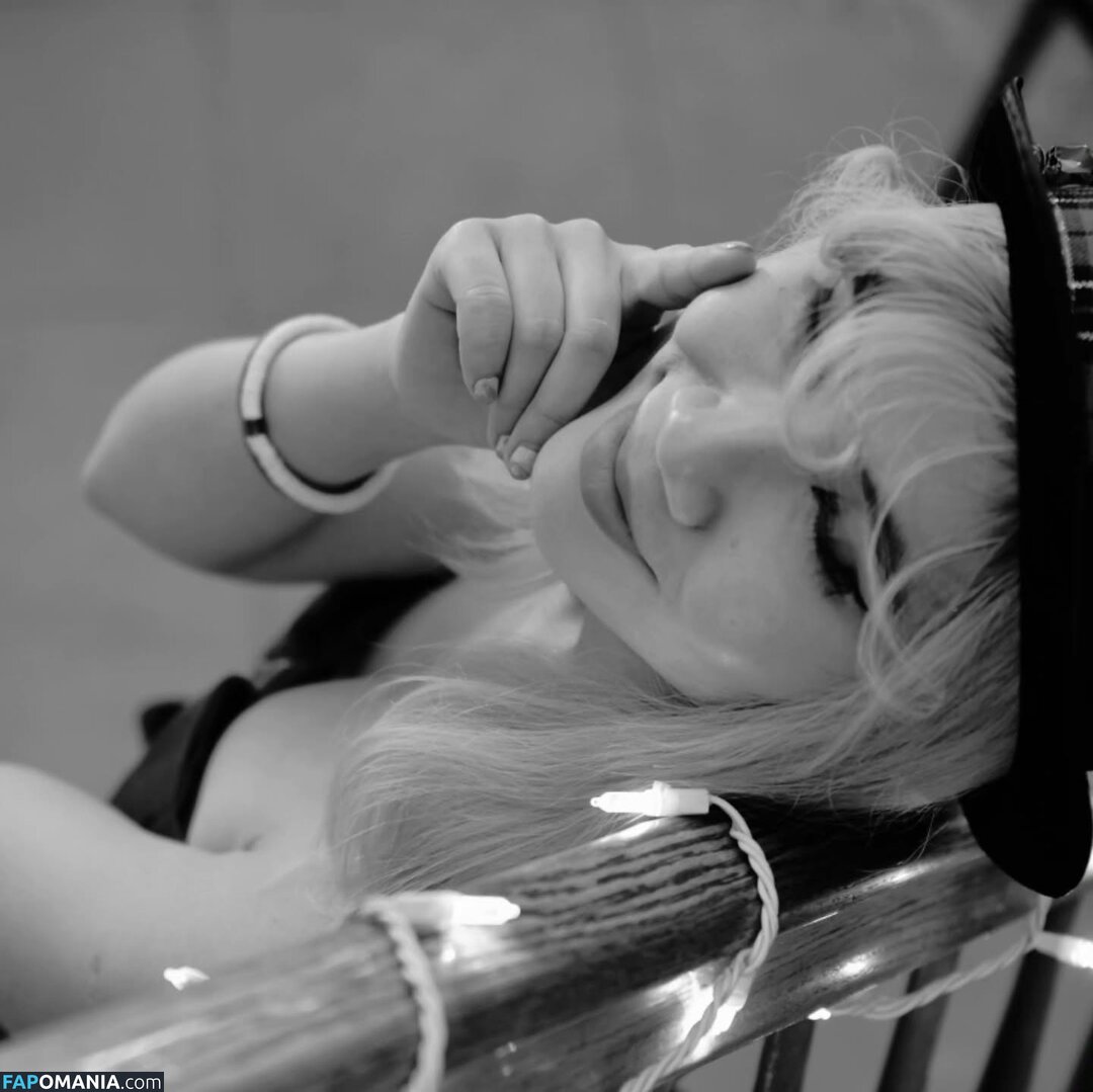 Aquentine / Bessy Q / Final Girlz / Justa Queen / Quynh Văn / _bessy.q_ Çıplak OnlyFans  Sızdırılmış Fotoğraf #7