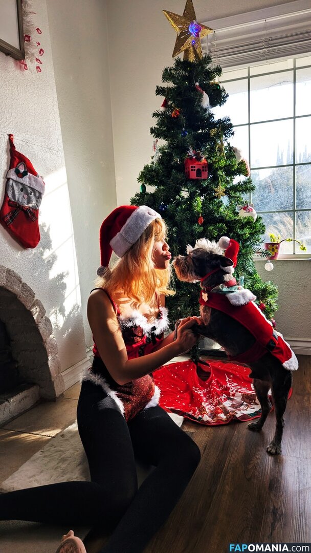 Aquentine / Bessy Q / Final Girlz / Justa Queen / Quynh Văn / _bessy.q_ Çıplak OnlyFans  Sızdırılmış Fotoğraf #14