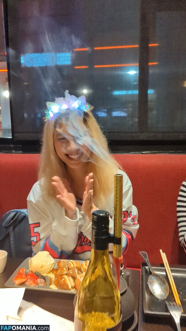 Aquentine / Bessy Q / Final Girlz / Justa Queen / Quynh Văn / _bessy.q_ Çıplak OnlyFans  Sızdırılmış Fotoğraf #29