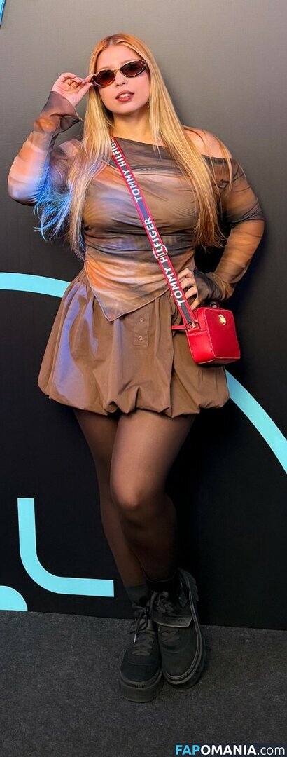 Bianca Alencar / Dubladora / Voice actress / biancaalencarof / biancaalencaroficial Çıplak OnlyFans  Sızdırılmış Fotoğraf #19