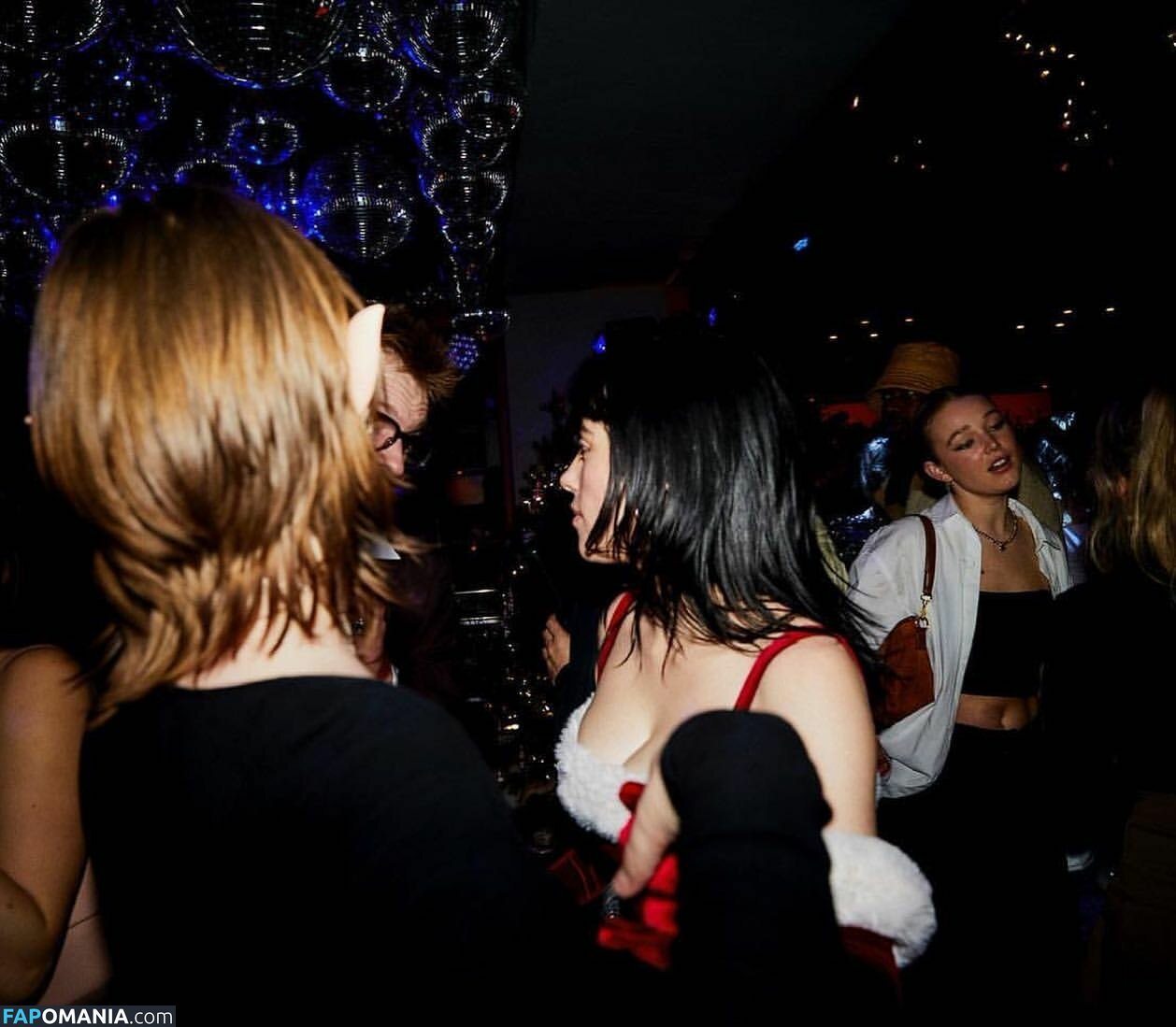 Billie Eilish / Fake / billeeilish / billieeilish Çıplak OnlyFans  Sızdırılmış Fotoğraf #278